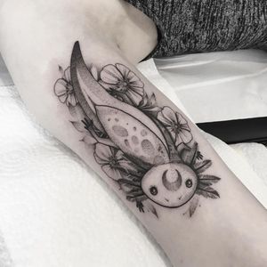 Tattoo by Taras Shtanko #TarasShtanko #axolotltattoos #axolotl #animal #nature #amphibian #walkingfish #oceanlife #oceancreature