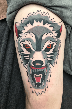 6th tattoo, traditkonal wolfs face 