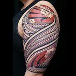 Fijian tribal shoulder tattoo 