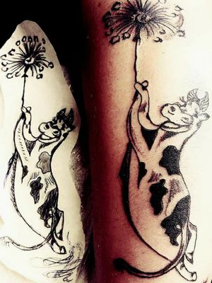 #cow #kuh #fliegen #srm #frau #tattoo #tattooedgirl #tattooartist #followme #follower #follow #followforfollow e#tattoodo #tattoodoambassasor #artist#inkedwoman #mann #tattooedman #instatattoo #blackandgrey#instatattoo #blackandgrey#instatattoo #instagood #blackandgrey #lines #fineline 