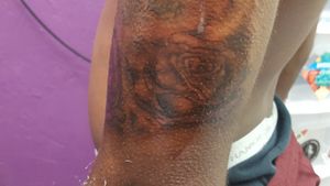 Adding free hand roses to an arm slevee