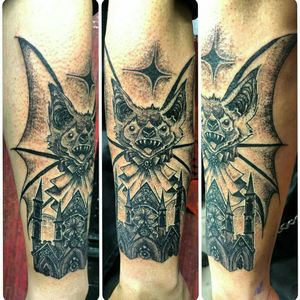 Bat 💀🕸 #tattoo #tattooedboy #tattoodesign #originaldesign #TattooStudioOcho #bat #ink #mexicantattooartist #MexicoCity #Aradisa