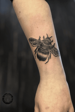 #bumblebee #bnginksociety #bng #insect #bee #beetattoo 