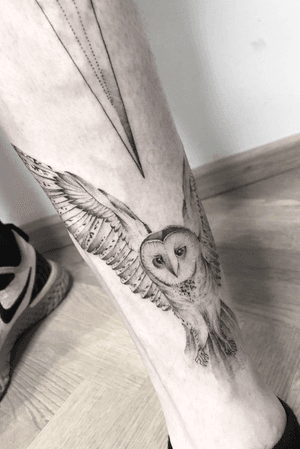 Instagram: danuvue #ink #tattoo #tttism #owl #realistic #animal #tattoodo #munich #germany 