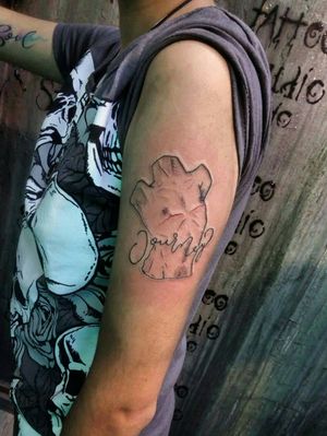 "Journey" Recuerda que este estudio es un lugar seguro 💙💗#tattoo #tattoodesign #tattoedboy #transboy #transbody #transpride #transmasculine #journey #body #art #proud #beauty #TattooStudioOcho #Aradisa #mexicantattooartist #MexicoCity 