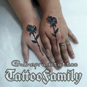 Tattoo FamilyAv Brigadeiro Jordão n 218 Abernéssia#tattoo #aceofspadestattooepiercing #liliaceofspadestattoo #inkedtattoofamily #tattooinkedfamily #finelinetattoo #inkedgirls