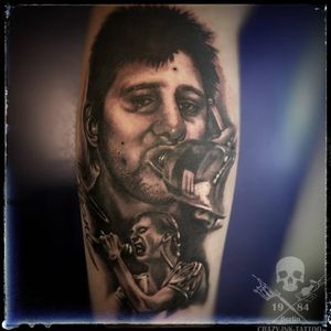 #whiskyinthejar In diesem Sinne schönes Wochenende... . 📷@crazy.ink.tattoo.berlin . Infos wie immer 017627112764 auch WhatsApp...⠀⠀ . https://crazy-ink-tattoo.de . https://facebook.com/crazy.ink.tattoo.berlin . https://instagram.com/crazy.ink.tattoo.berlin . https://plus.google.com/+CrazyInkTattooBerlin . . . . #tattoo #tattoos #berlin #tattooberlin #berlintattoo #tattoomoabit #tattooshopberlin #crazyink #crazyinkberlin #crazyinktattoo #crazyinktattooberlin #tattoist #berlintattooer #berlintattooartist #berlintattooartists #bodyart #tattooart #tattooideas #blackandgreytattoos #blackandgreytattoo #menwithtattoo #realistictattoo #portraittattoo #realismtattoo #thepogues #poguestattoo #shanemacgowan #johnnycashtattoo #cashtattoo