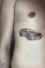 @_je_to_on_ 🔥🔥🔥 #handpoke #tattooart #tattoo #tattooartist #ink #stickandpoke #tetovani #handpoked #minimalist #ignorantstyle #car #BMW 