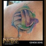 "La gente proyecta aquello que ama - (Jacques Cousteau) Tatuaje realizado por nuestra Artista residente Genesis Denis. WATERCOLOR TATTOO citas por inbox . --------------------------------------------------- Tels: (01)4440542 - (+51)965 202 200. Av larco 101 C.C caracol Tda.305 Miraflores - Lima - PERU. 🇵🇪️ #inkart #inkartperu #tattoolima #tattooperu #tattooinklatino #genesisdenis #tattoodesign #tattooideas #tattoo #love #watercolortattoo #watercolortattoolima #watercolortattooperu #watercolortattoomiraflores 