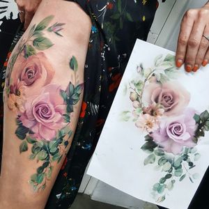 #flower #flowers #floweeart #tattooed #tattooartist #flowertattoos #rosetattoo #rose #thightattoo #highlights #legtattoo #legtattoos #floralart #femaletattooartists #colourfully 