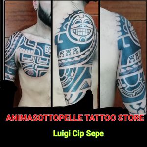 #tribal #animasottopelletattoo #animasottopelletattoostore #tattoo #tattoodoo #tattooart #tattooartist #tattooartwork #tattoomagazine #tattoocommunity #tattoolife #tattoofamily #artwork #ink #inkedup #inkcommunity #inkart #art #tattooofday #artoftheday #tribaltattoo #tribalart #inkmagazine #instacool #luigicipsepe #freehandtattoo
