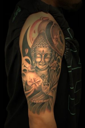 Buddha work in progress #hawaiitattooartist #inkedmag #Honolulutattoo #waikiki #luckywelivehi #inkeeze #irezumi #japanesetattoo #inkstagram #tattoosformen #tattoosforwomen #tattoodo #inked #worldfamousink #flashtattoo #neotrad #realism #art #blackwork #uhmanoa #tattooed #blackandgraytattoo #inkmaster #flashtattooart #neotraditionaltattoos #asianart #art #tattooart #instatattoo #hawaii #tattooideas