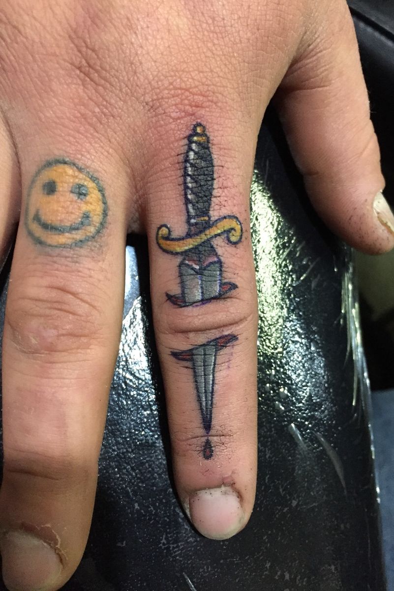 Tattoo uploaded by Munkkali Brewer • Cool finger dagger...stab stab # ...