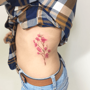 Cherry blossom...#cherryblossom #tattooflowers #tattooartist #tattooart #inked #inkedgirl #panamatattoo 