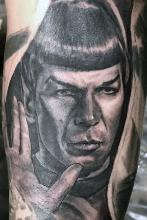"Live long and prosper" Spock.#StarTrek #StarTrekTattoo #mrspock #Spock #spocktattoo #realistic #realism #portraittattoo #Vulcan 