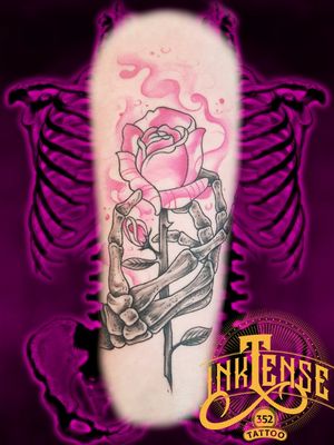 TATTOO Inktense 😊Pour plus d’informations contactez nous en message privés 📲, par téléphone 📞 ou directement au studio 🏠INKTENSE 352 TATTOO STUDIO2-4 Rue Dr. Herr Ettelbruck 🇱🇺 ☎️ +352 2776 2492#inktense352tattoo #inktense352 #inktense #ettelbruck #Luxembourg #luxembourgtattoo #tattooluxembourg #tattoo #tattoos #flower #handbone #handbonetattoo #flowertattoo #art #artist #tattooed #inked #ink #inkedboy #inkedgirl #tattooedboy #tattooedgirls #tattooedgirl #art #artist #ettelbrucktattoo #rose #rosetattoo