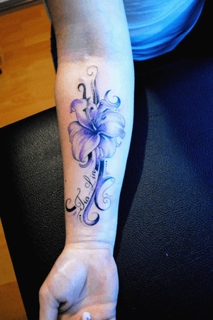 lily#tattoo#color 