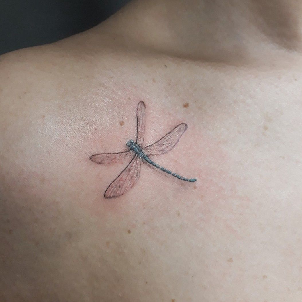 Dragonfly Tattoos You Need to Check Out