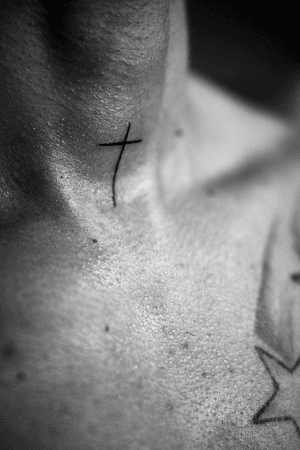 #cross #christian #necktattoo #italy #italian #Padova #piovedisacco #Black 