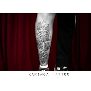 🧠 is all we need...Instagram: @karincatattoo#karincatattoo #allweneed #tattoo #brain #tattoos #tattoodesign #tattooartist #tattooer #tattoostudio #tattoolove #tattooart #istanbul #turkey #dövme #dövmeci #design #leg #big #geometric #line #kadıköy