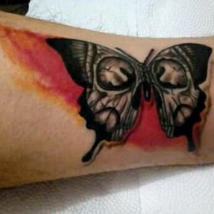 #butterflytattoo #skull #butterflyskullblackworkcolor #methamphetamink 