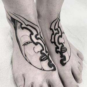 Tattoo by Oscar Hove #OscarHove #Awesometattoos #besttattoos #tattoodoapp #appartists #trendingtattoos #toptattoos #tattoodoappartists #mask #blackwork #illustrative #neojapanese