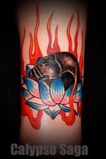 #tattooartist #skulltattoo #lotusflower #lotusflowertattoo #femaletattooartist #londontattoo #londontattooist #japanesetattooartist #calypso #calypsosaga