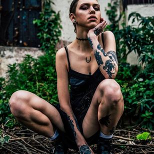 Angie Cullen fotografiada por Danny Woodstock #DannyWoodstock #WoodstockModels #tattoomodel #tattoophotography #tattooart #fineart