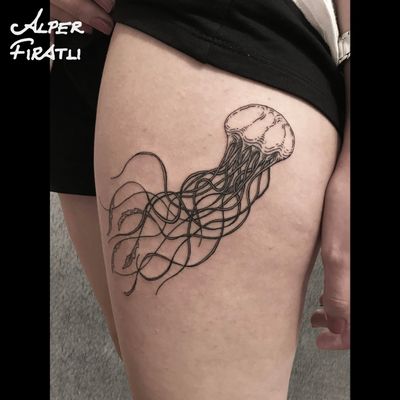 The jellyfish.. ... #jellyfish #jellyfishtattoo #underwater #underwatertattoo #animaltattoo #blackwork #linework #tattoo #tattooartist #blacktattoo #tattooidea #art #tattooart #tattoooftheday #tattoostagram #ink #inked #customtattoo #customdesign #tattooist #engraving #crosshatching #dotwork
