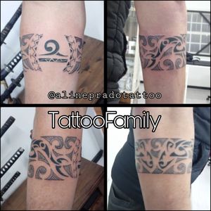 Tattoo Family Av Brigadeiro Jordão n 218 Abernéssia WhatsApp (12) 99614 8214 #tattoo #aceofspadestattooepiercing #liliaceofspadestattoo #inkedtattoofamily #tattooinkedfamily #finelinetattoo #maoritattoo