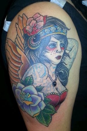 #traditionaltattoo #oldschool #pinup #badasswomen 