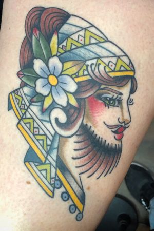 One year healed #traditionaltattoo #trad #ladyhead #beartats #Jenkies! #greatwhaletattooandpiercingcompany #greatwhaletattoo #madisontattooartist #madisontattoo #midwesttattooers #tattooartistmagazine #inkedmag 