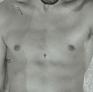 #boy #blackandgrey #tattoodo #art #faith #cross