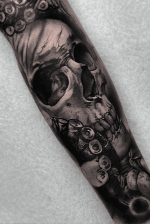 skull tattoo #skulltattoo #blackandgrey 
