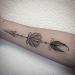 #photooftheday #tattoo #tatouage #arrow #arrowtattoo #fleche #flechetattoo #lotus #lotustattoo #lotusmandala #lotusmandalatattoo #petitspoints #dot #dotwork #dotworktattoo #girltattoo #stippletattoo #stippling #lausanne #lausannetattoo #tattoolausanne 