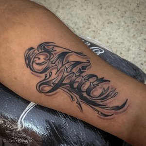 Lettering CITAS DISPONIBLESINFO: 04125276843 --------------------------------#tattoo #ink #tattooartist #tattooshop  #maracaibo #venezuela #tattoocollector #inklife #tattooinklatino