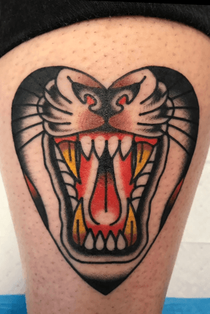 #heart #traditional #traditionaltattoo #bright #panther #panthertattoo 