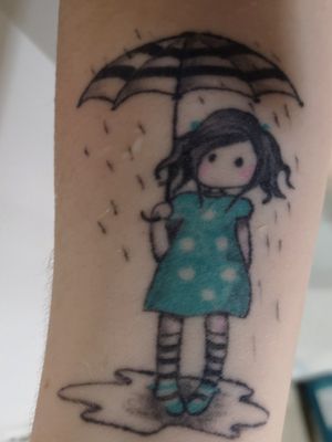 My girl 😍 arm wrist tattoo. Very dainty 