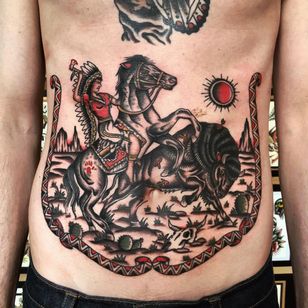 Tatuaje de Joe Tartarotti #JoeTartarotti #tatuaje tradicional #tradicional #color #Italia #tatuador italiano #buffle #indios #caballo #desierto #cactus #sol #pluma