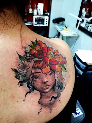 Mitos tattoo studio, cover up tatto#CoverUpTattoos #girlswithtattoos #facetattoos #wattercolorart #inkedgirl 