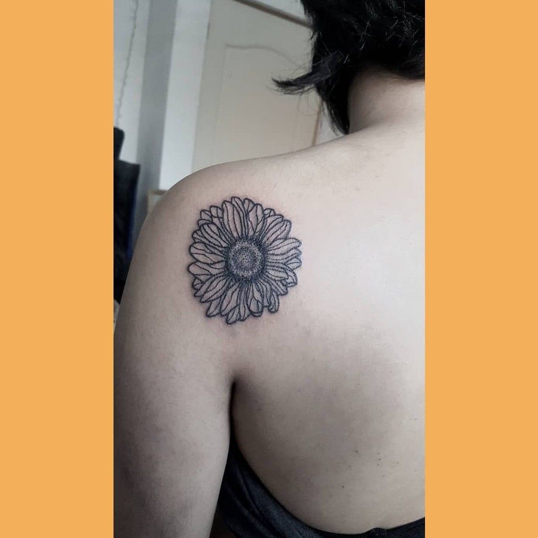 Tattoo uploaded by Whatsas • Girasol para Natalia • Tattoodo