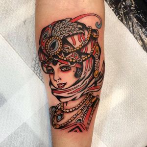 Tattoo by Joe Tartarotti #JoeTartarotti #traditionaltattoo #traditional #color #Italy #italiantattooartist #portrait #ladyhead #turban #jewelry