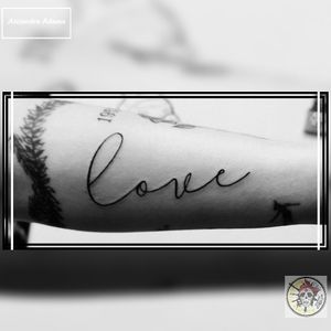 Love... What else? ❤️💕💞❤️💕💞❤️💕💞 #tattoo #tatuaje #tatouage #lovetattoo #tattoolove #tatuajedeamor #tatouagedamour #calligraphytattoo #tatuajecaligrafia #tatouagecalligraphie #lovecalligraphy #caligrafiadeamor #calligraphiedamour #love #amor #amour #ferneyvoltaire #tattooferneyvoltaire #tattoodo #tattoolover #tattoolovers 