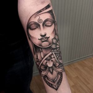 Tattoo uploaded by Third Eye Tattoo • Blackwork buddha done today on @zoehallxo #blackworktattoo #blackwork #dotwork #buddha #buddhatattoo #girlswithtattoos #chickswithink #limerick #limericktattoos #thirdeyetattoolk #lotus #lotustattoo • Tattoodo Tattoo uploaded by Third Eye Tattoo • Blackwork buddha done today on @zoehallxo #blackworktattoo #blackwork #dotwork #buddha #buddhatattoo #girlswithtattoos #chickswithink #limerick #limericktattoos #thirdeyetattoolk #lotus #lotustattoo • Tattoodo