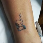 #smalltattoo #colortattoo #tattoooed #Tattoo #tattoos #tatuaje #tatuajespequeños #love #madrid #madridtattooartist #elefantetattoo #elephanttattoo #elephant #inked #inkedgirls #girltattoo #fineline #finelinetattoo #linetattoo #madridtattoo #elefantetattoo #elefante 