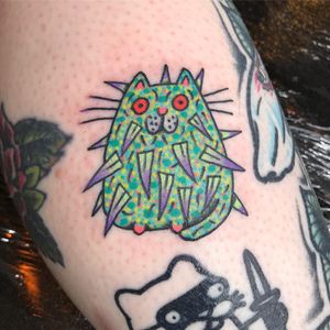 Tattoo by Robert Wilden aka Death Sure #RobertWilden #deathsure #besttattoos #favoritetattoos #uniquetattoos #specialtattoos #tattoosformen #tattoosforwomen #pot #maryjane #marijuana #cat #kitty #cute #funny