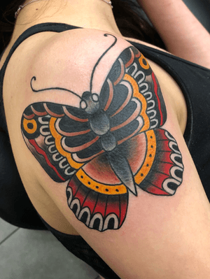 #butterfly #butterflytattoo #traditional #traditionaltattoo #color 