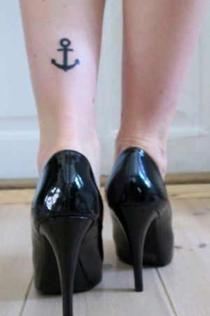 #anchor #anchortattoo #girlswithtattoos 