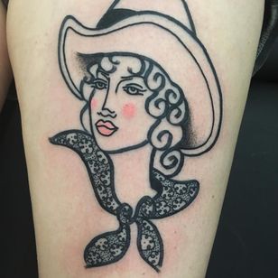 Tatuaje de Meg Tuey #MegTuey #cutetattoos #cutetattoo #cute #ladyhead #cowgirl #cowboyhat #ilustrativo