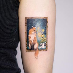Tatuaje de Tattooist Silo #TattooistSilo #Silo #cutetattoos #cutetattoo #cute #color # fox #nature #frame #gold #animals #waterfall #lamp # Landscape